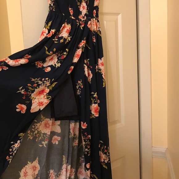 Off the shoulder dress - Picture 2 of 2